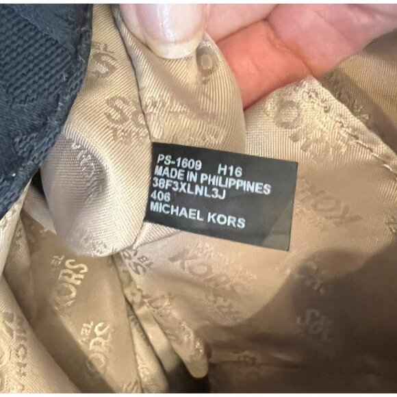 Michael Kors MK Jacquard Canvas Leather Large Drawstring Shoulder Tote Bag Purse - Picture 4 of 13